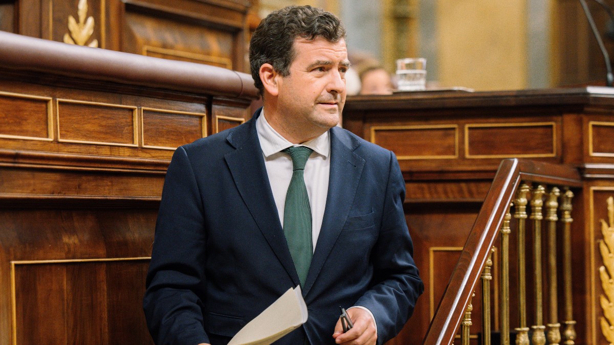 Ricardo Chamorro reclama en el Congreso medidas urgentes para salvar al campo y recuerda a David Lafoz