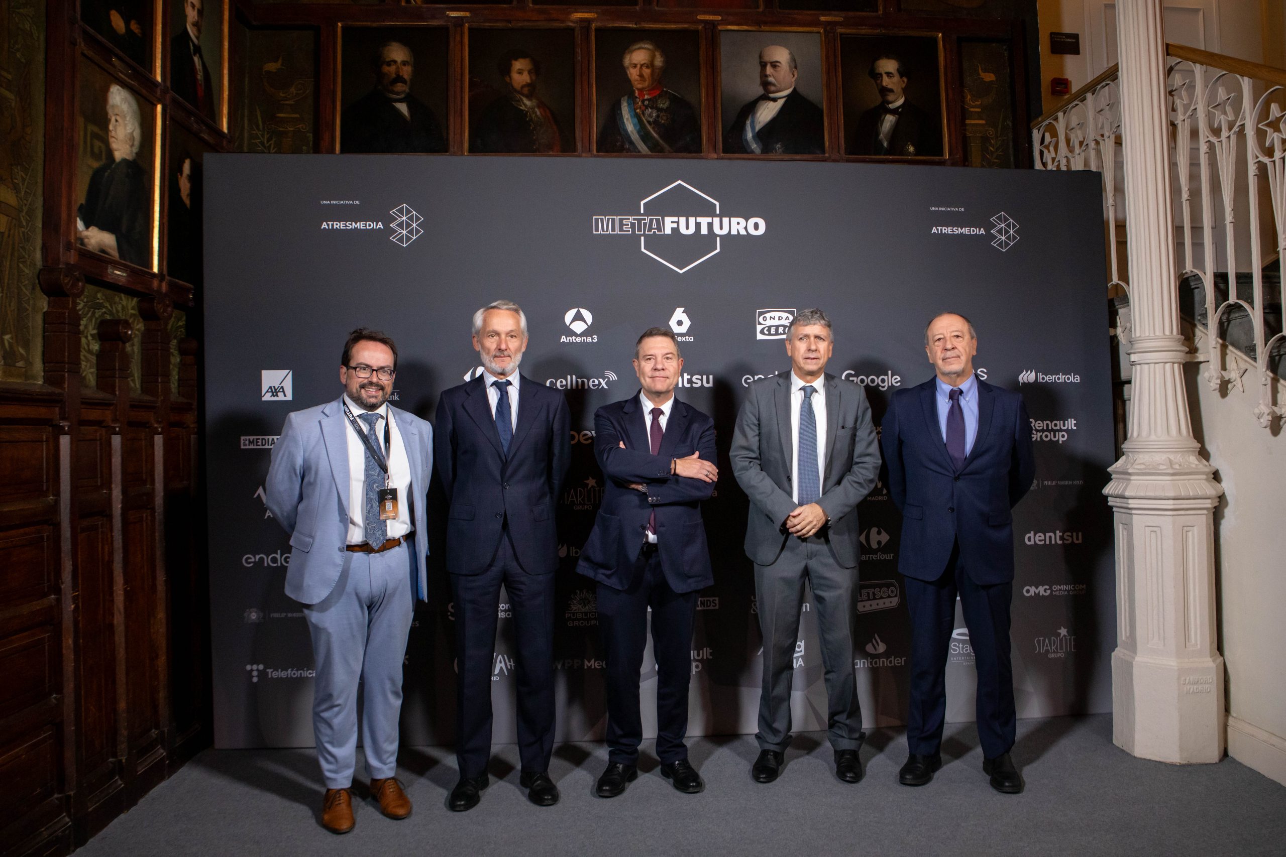 Emiliano García-Page apuesta por “volver a un camino de grandes pactos de Estado” y alcanzar acuerdos globales de país