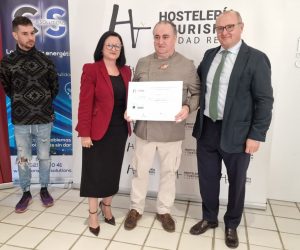 Zarco felicita a los participantes del III Concurso Provincial de Tapas y ensalza la hostelería como sector que fija población en los pueblos