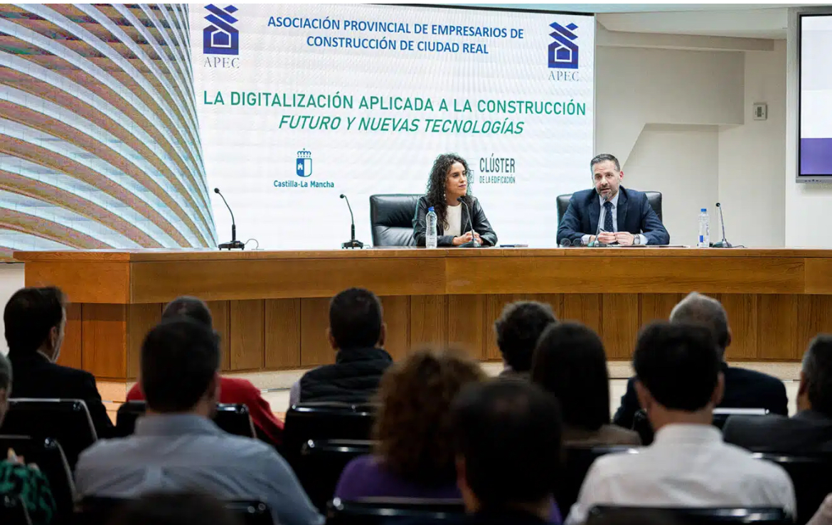 APEC se convierte en Oficina Acelera Pyme para impulsar la digitalización y el emprendimiento de las empresas de Ciudad Real
