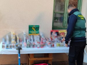 La Guardia Civil desarticula un grupo criminal especializado en robos con fuerza en establecimientos de Alicante y Valencia