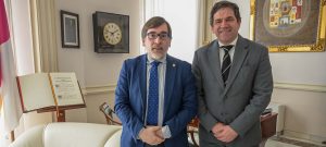 El Colegio Oficial de Médicos pide colaboración a la Diputación para completar el proyecto de homenaje a los facultativos fallecidos por la COVID-19