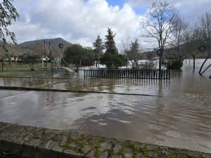 Los ríos Bullaque, Guadiana, Bañuelos y Guadalmez, desbordados, registran caudales históricos