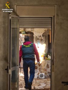 La Guardia Civil detiene a seis personas por trece delitos de hurto y uno de robo con fuerza