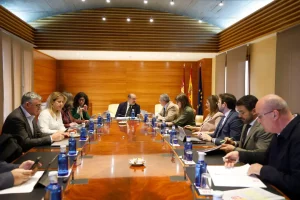 El Pleno de las Cortes regionales debatirá y votará este jueves la modificación del Proyecto de Ley de Servicios Farmacéuticos