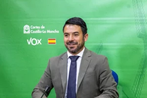 Vox-CLM reclama «declarar la montería Bien de Interés Cultural» y acusa a García-Page de «incumplir el Pacto Regional de la Caza»