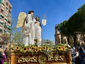 Los costaleros culminan otra memorable Semana Santa con el Resucitado en Puertollano