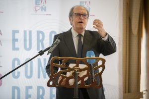Gabilondo advierte de que sin dignidad «no están garantizados ni el orden público ni la paz social» en las personas