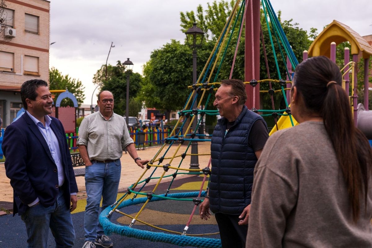 El Ayuntamiento de Pozuelo de Calatrava invierte cerca de 60.000 euros en la renovación y mejora de sus parques infantiles