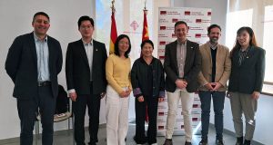 La UCLM estrecha lazos con una de las universidades más internacionales de China