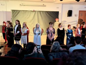 Teatro Furioso estrena en la UCLM una audaz adaptación de la obra de Nieva “Las aventuras de Tirante el Blanco”