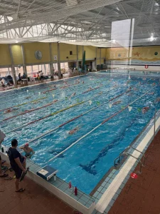 El proyecto Stop Cáncer de la UCLM recibe una donación del Club Deportivo Albacete Swim tras la San Silvestre Acuática