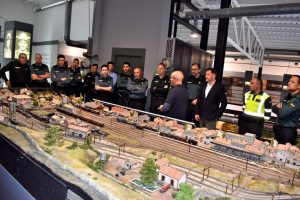 Oficiales de la Guardia Civil conocen el nuevo Museo de la Minería de Puertollano