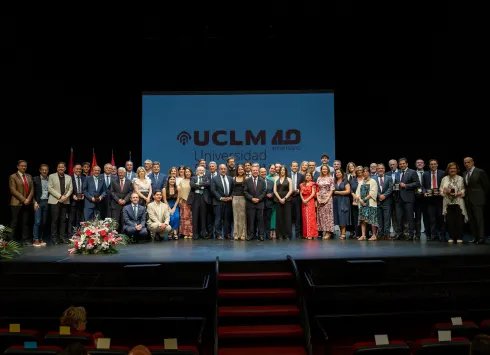 Castilla-La Mancha renovará su “compromiso” con la UCLM en “un nuevo pacto el año que viene” para afrontar los “nuevos retos y riesgos”