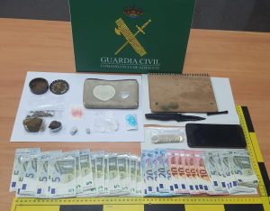 La Guardia Civil de Albacete detiene a una persona y desarticula un punto de venta de drogas en Tobarra