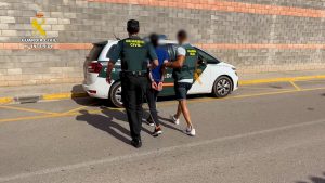 Detenido por la Guardia Civil el autor de un robo cometido en un establecimiento hostelero y varios hurtos en interior de vehículos