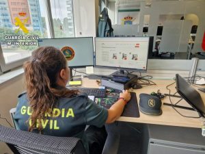 Investigan a un hombre en Puertollano por delitos de estafa y blanqueo de capitales a través de venta online