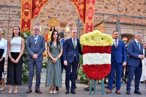 Puertollano ofrenda en flores su cariño y devoción a la Virgen de Gracia