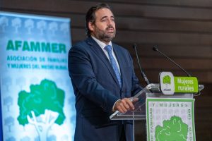 Núñez: “Sin mujeres no habrá mundo rural y sin un mundo rural vivo, no habrá C-LM”