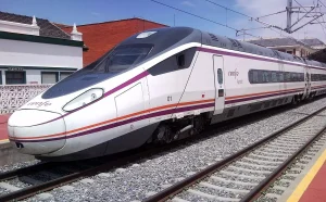 Nuevos retrasos devuelven el «caos» a las estaciones de tren de Ciudad Real y Puertollano