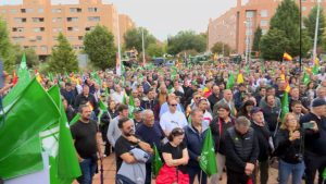 Mil personas y decenas de tractores protestan en Toledo trasladando su «hartazgo» por la situación del campo de C-LM