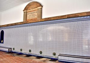 El Ayuntamiento de Puertollano renueva la centenaria fuente de los cinco caños